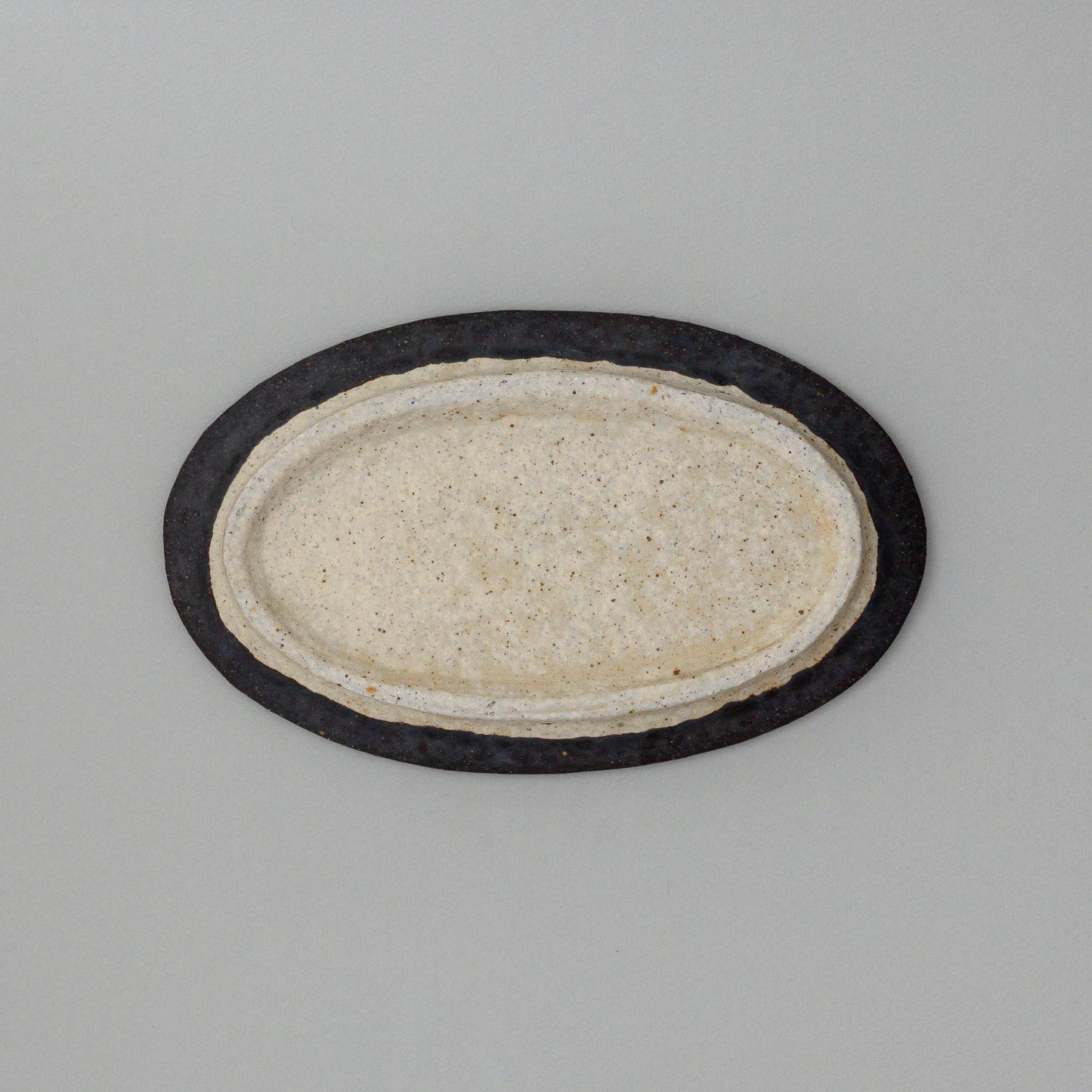 オーバル皿 中 黒釉 #8