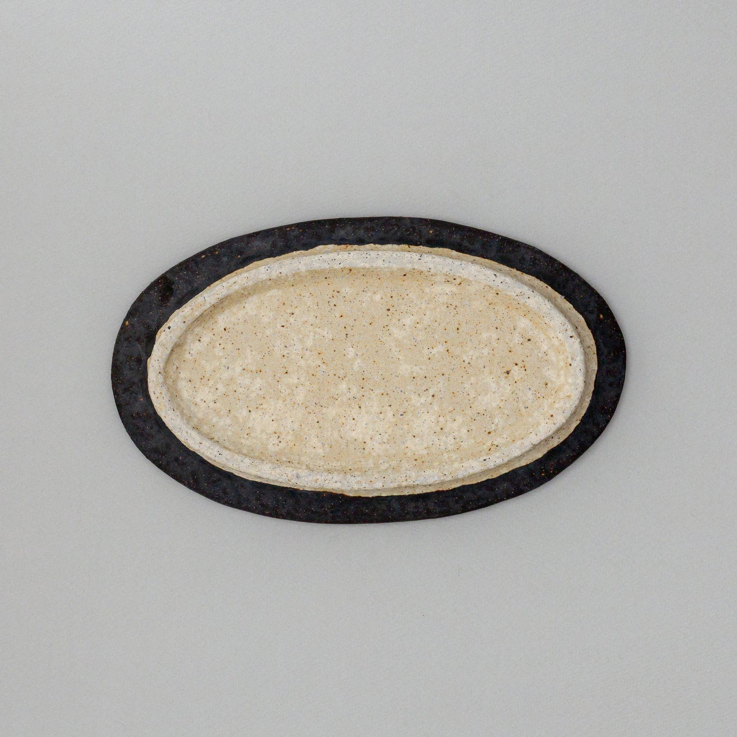 オーバル皿 中 黒釉 #10