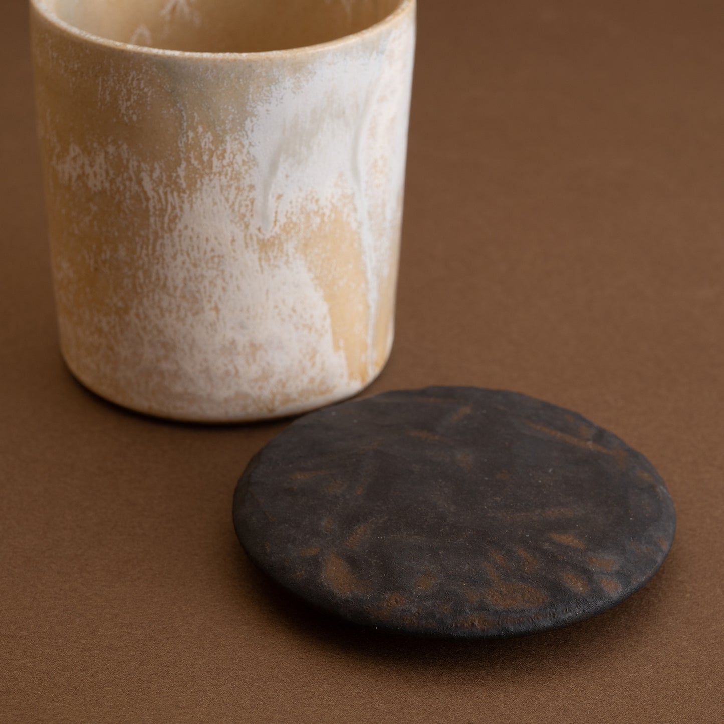 蓋物 チタン釉 #2