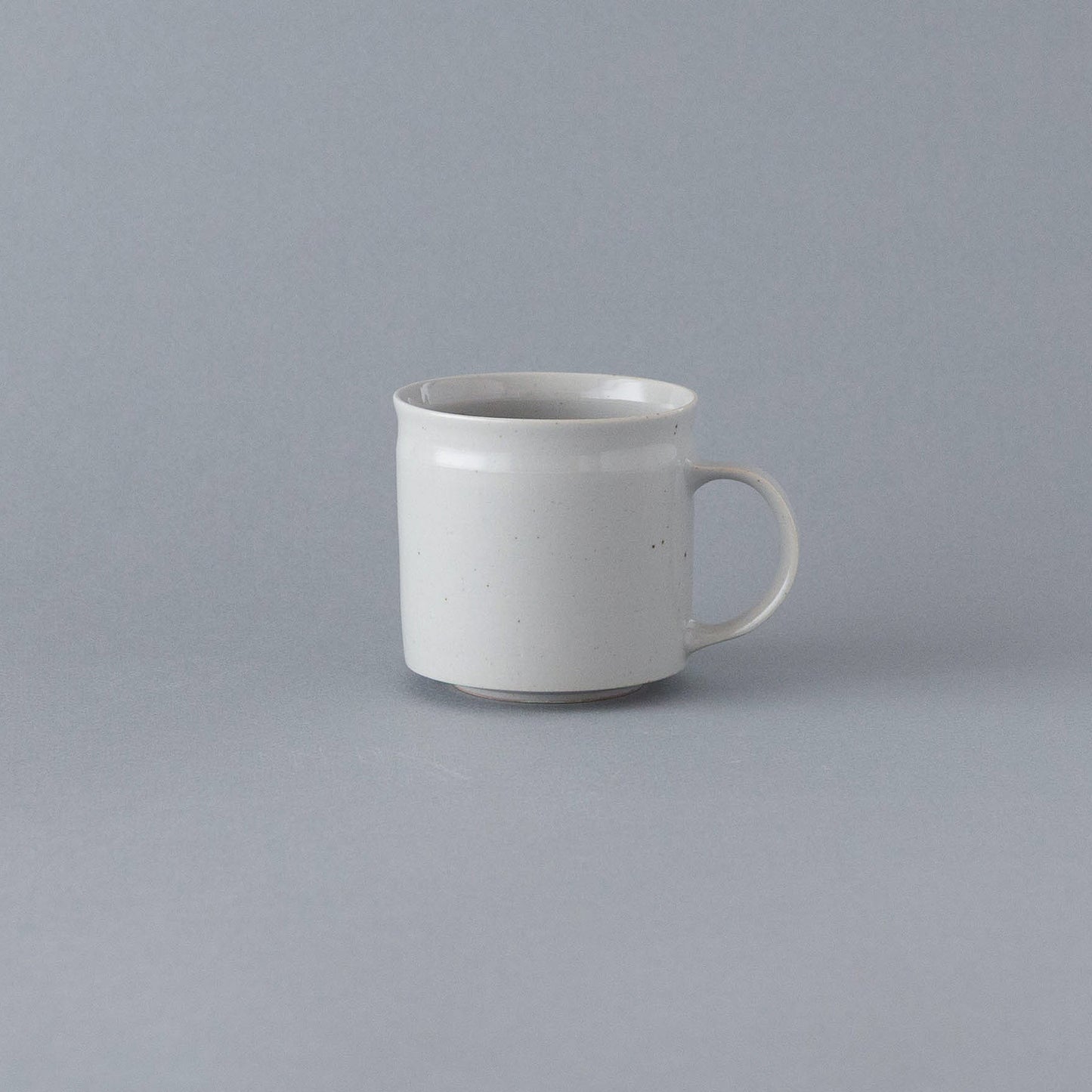 白磁マグカップ