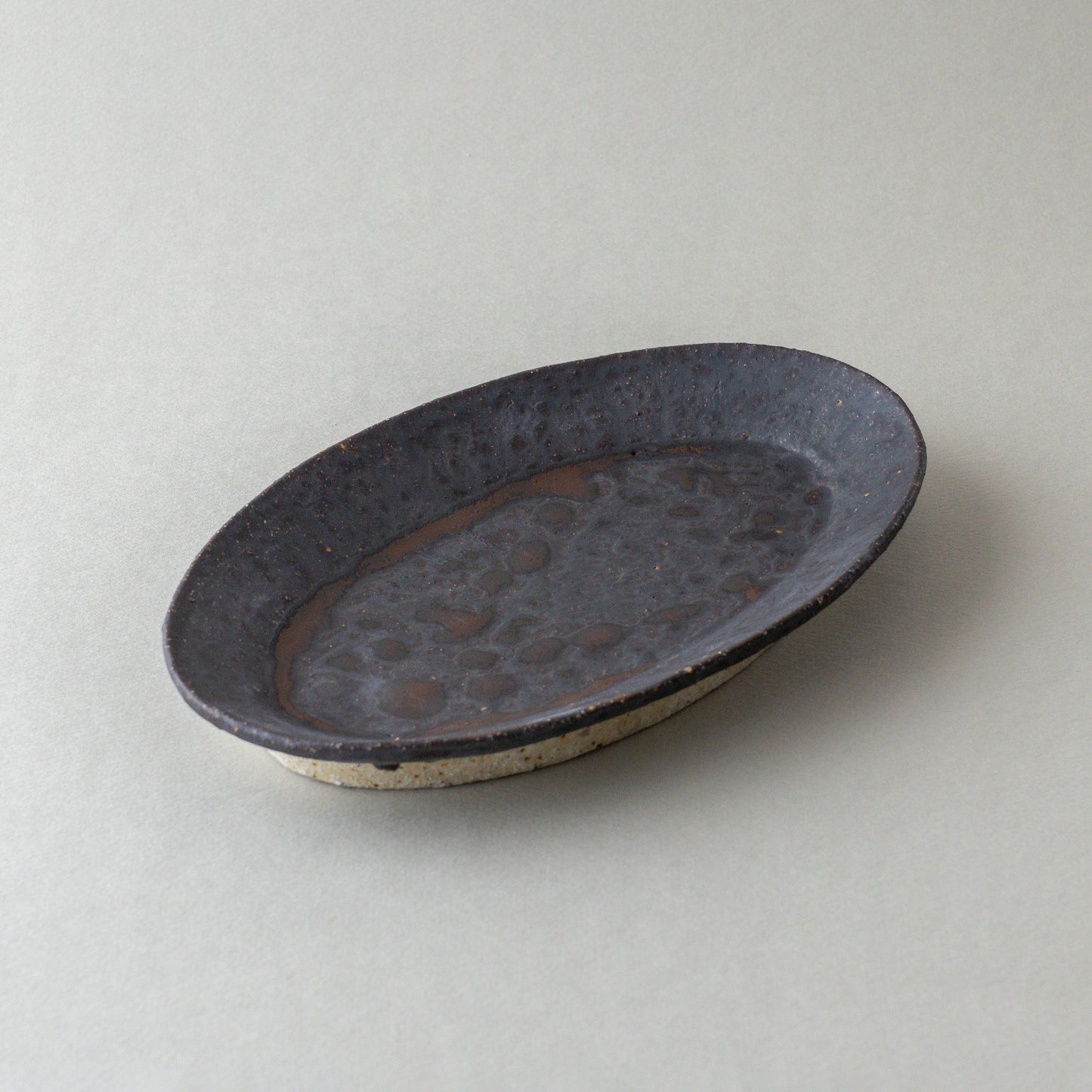 オーバル皿 中 黒釉 #1