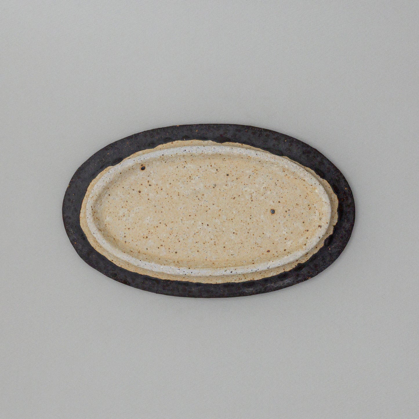 オーバル皿 中 黒釉 #2