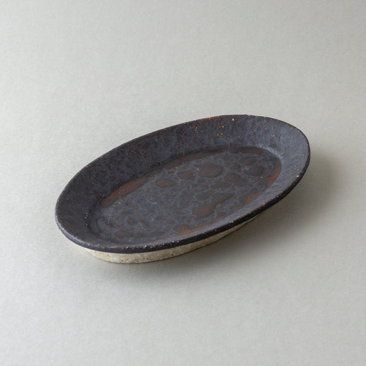 オーバル皿 中 黒釉 #4