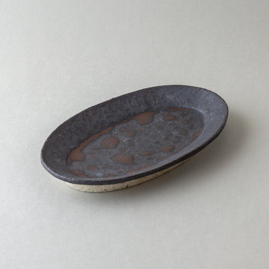 オーバル皿 中 黒釉 #7